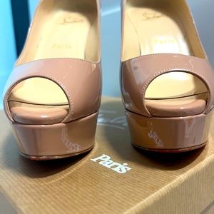 CHRISTIAN LOUBOUTIN 37.5 Nude  GENUINE FETISH PEEP 130